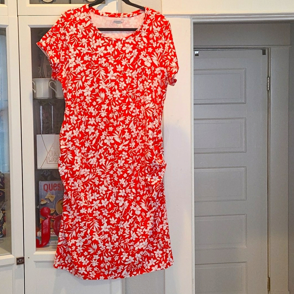 Maternity XXL Old Navy fitted ruched floral dress